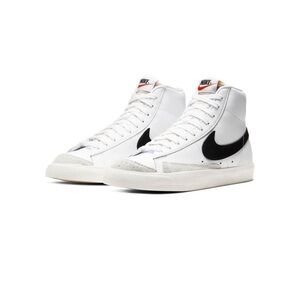 Women’s Nike Blazer Mid 77